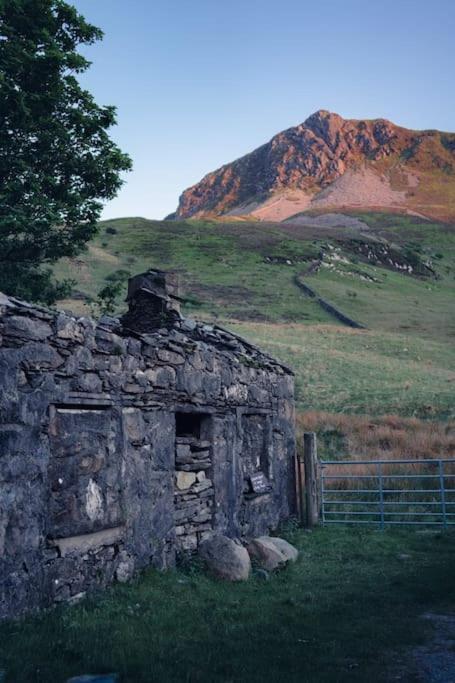 Welsh Holiday Home Sleeps 5 Close To Beaches & Mountains Nantlle Luaran gambar